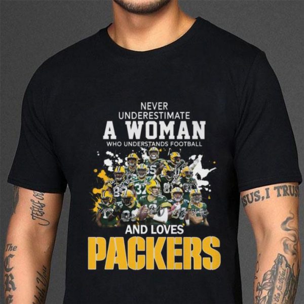 Best Never Underestimate A Woman Who Understands Green Bay Packers Signatures shirt