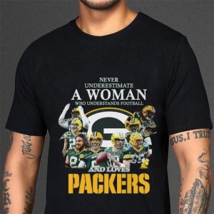 Premium Green Bay Packers Signatures A Woman Who Understands Football shirt 2