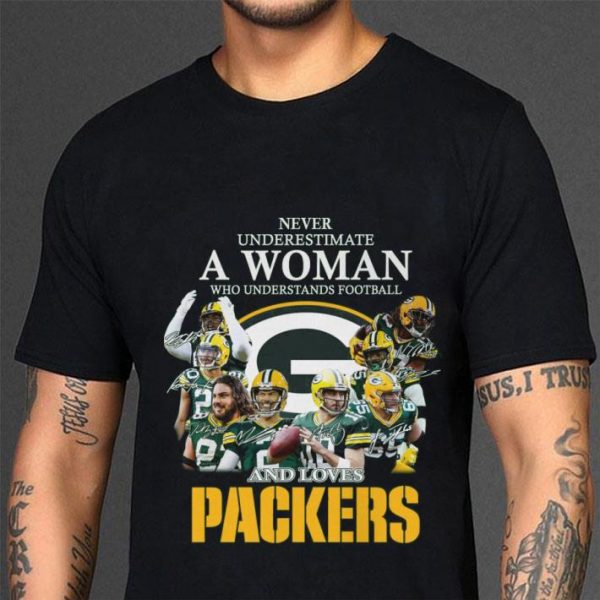 Premium Green Bay Packers Signatures A Woman Who Understands Football shirt