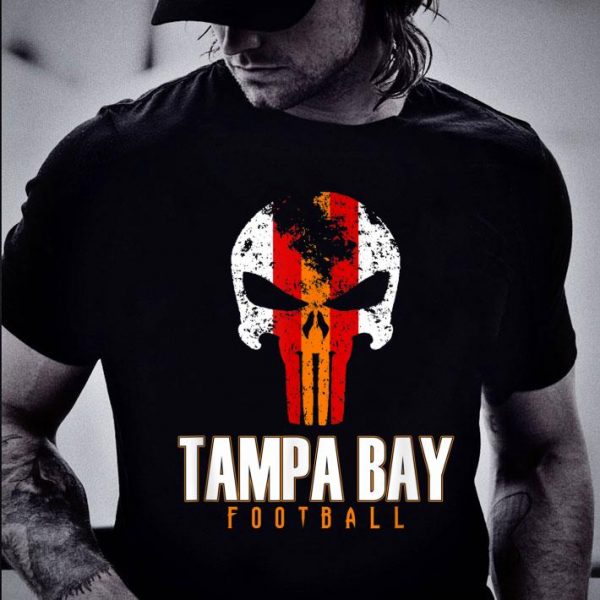 Skull Tampa Bay Buccaneers Football shirt