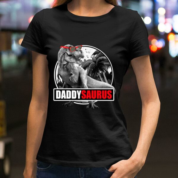 Best Daddysaurus Dad Dinosaur Father's Day shirt