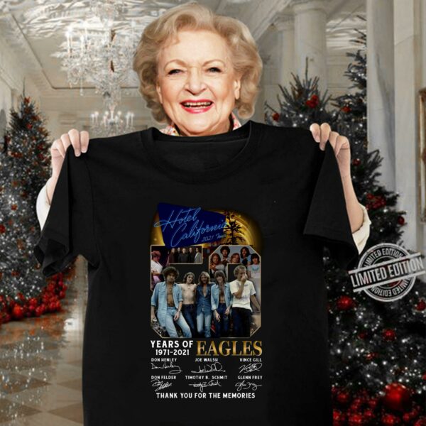 Original 50 years of 1971-2021 Eagles signatures thank you Hotel California 2021 Tour shirt