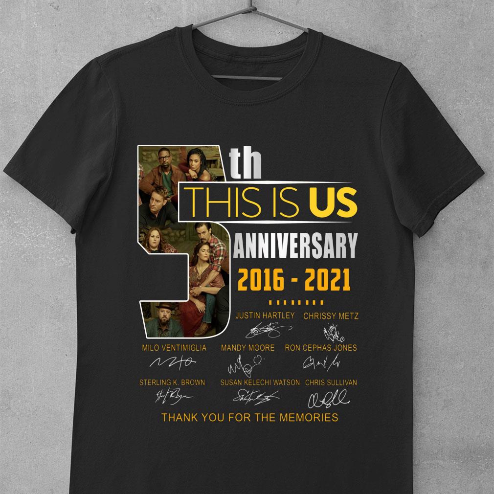 Funny This Is Us 5th Anniversary 2016-2021 Signatures Thank You For The Memories Shirt This Is Us 5th Anniversary 2016 2021 Signatures Thank You For The Memories Shirt 1 - Funny This Is Us 5th Anniversary 2016-2021 Signatures Thank You For The Memories Shirt