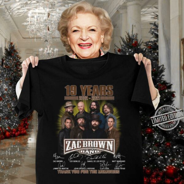 Awesome Zac Brown Band 19 years 2002-2021 signatures thank you for the memories shirt