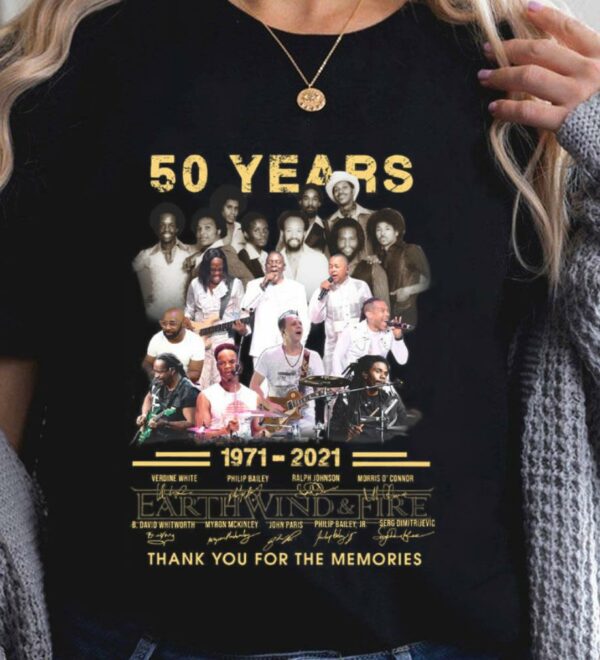 Hot Earth Wind & Fire EWF 50 years 1971-2021 thank you for the memories signatures shirt