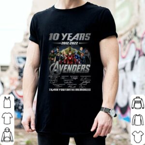 Awesome Marvel The Avengers 10 years 2012-2022 Thank You For The Memories Signatures Shirt 1