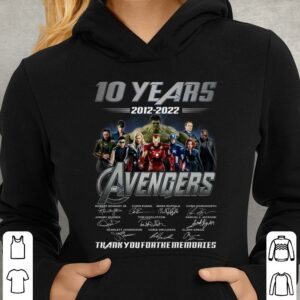 Awesome Marvel The Avengers 10 years 2012-2022 Thank You For The Memories Signatures Shirt 3