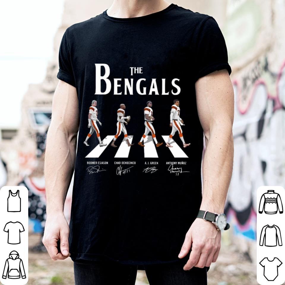 Official The Bengals Abbey Road Cincinnati Bengals Signatures Shirt, Boomer Esiason, Chad Ochocinco, A. J. Green, Anthony Munoz The Bengals Abbey Road Cincinnati Bengals Signatures Shirt Boomer Esiason Chad Ochocinco A J Green Anthony Munoz 2 1 - Official The Bengals Abbey Road Cincinnati Bengals Signatures Shirt, Boomer Esiason, Chad Ochocinco, A. J. Green, Anthony Munoz