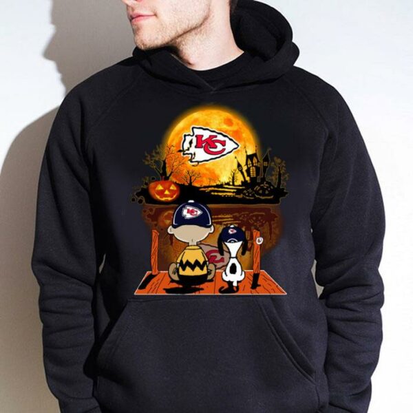 Hot The Peanuts Charlie Brown Snoopy Kansas City Chiefs Halloween Shirt