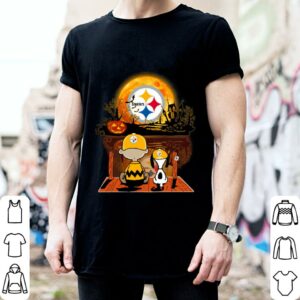 Hot The Peanuts Charlie Brown Snoopy Pittsburgh Steelers Halloween Shirt