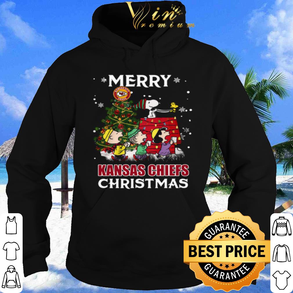 The Peanuts Merry Kansas City Chiefs Christmas Tree shirt