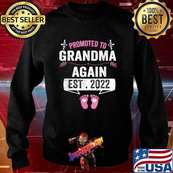 EST 2022 Pregnancy Announcement T-Shirt 