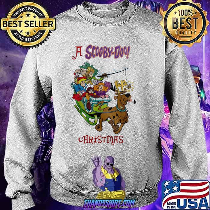 A scooby doo christmas shirt 