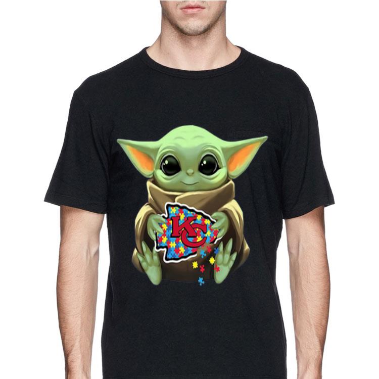 Baby Yoda Hug Kansas City Chiefs Autism shirt