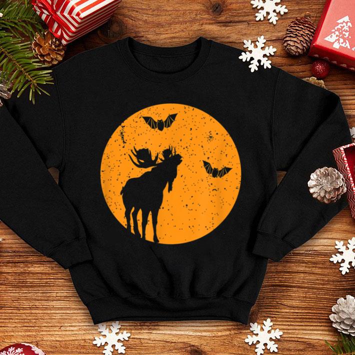 Great Full Moon Bats Moose. Funny Halloween Moose shirt