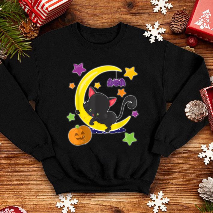 Awesome Smiling Skull Halloween trick or treating shirt