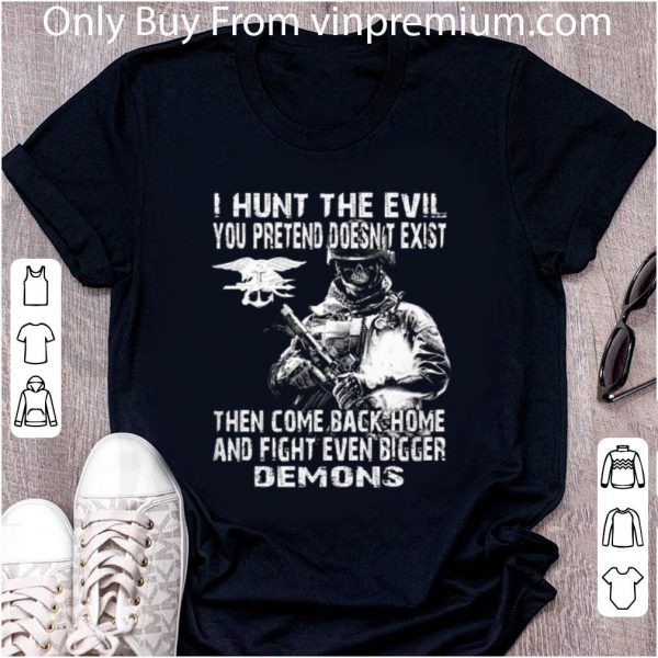 Official Veteran skull I hunt the evil you pretend doesn't exist shirt 2