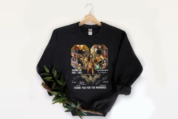 Premium 88 Years Wonder Woman Shirt, 88 Years Of Wonder Woman Thank You For The Memories Signatures Shirt 2