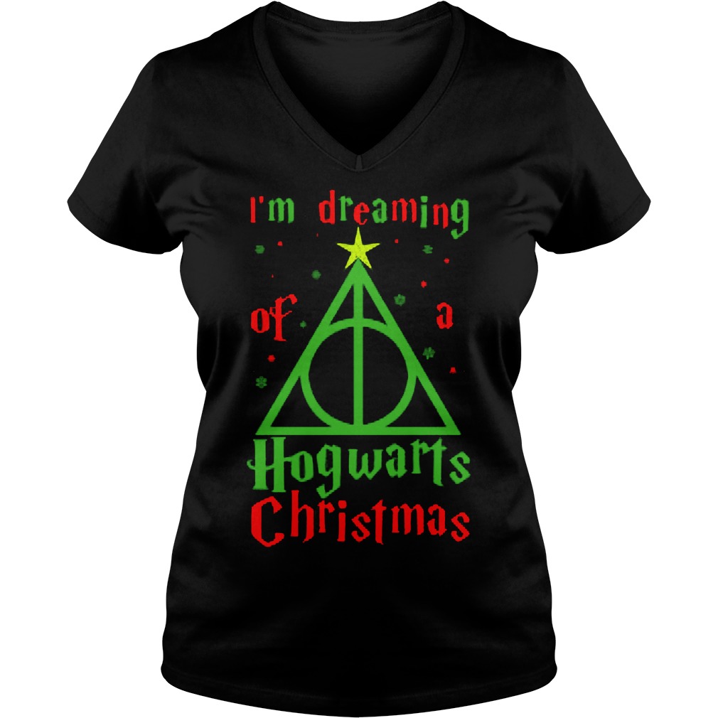 Im Dreaming Of Hogwarts Christmas Ladies V Neck