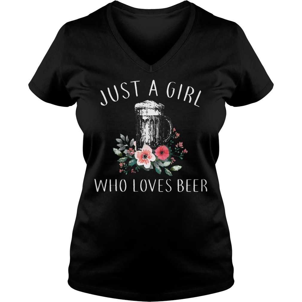 Just A Girl Who Love Beer V Neck