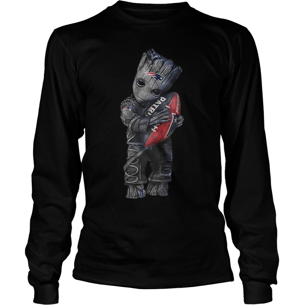 Baby Groot Hugs Chicago Bears Longsleeve