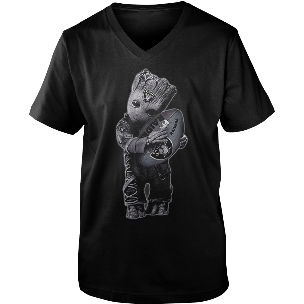 Baby Groot Hug Oakland Raiders Football NFL T-Shirt Guys V-Neck