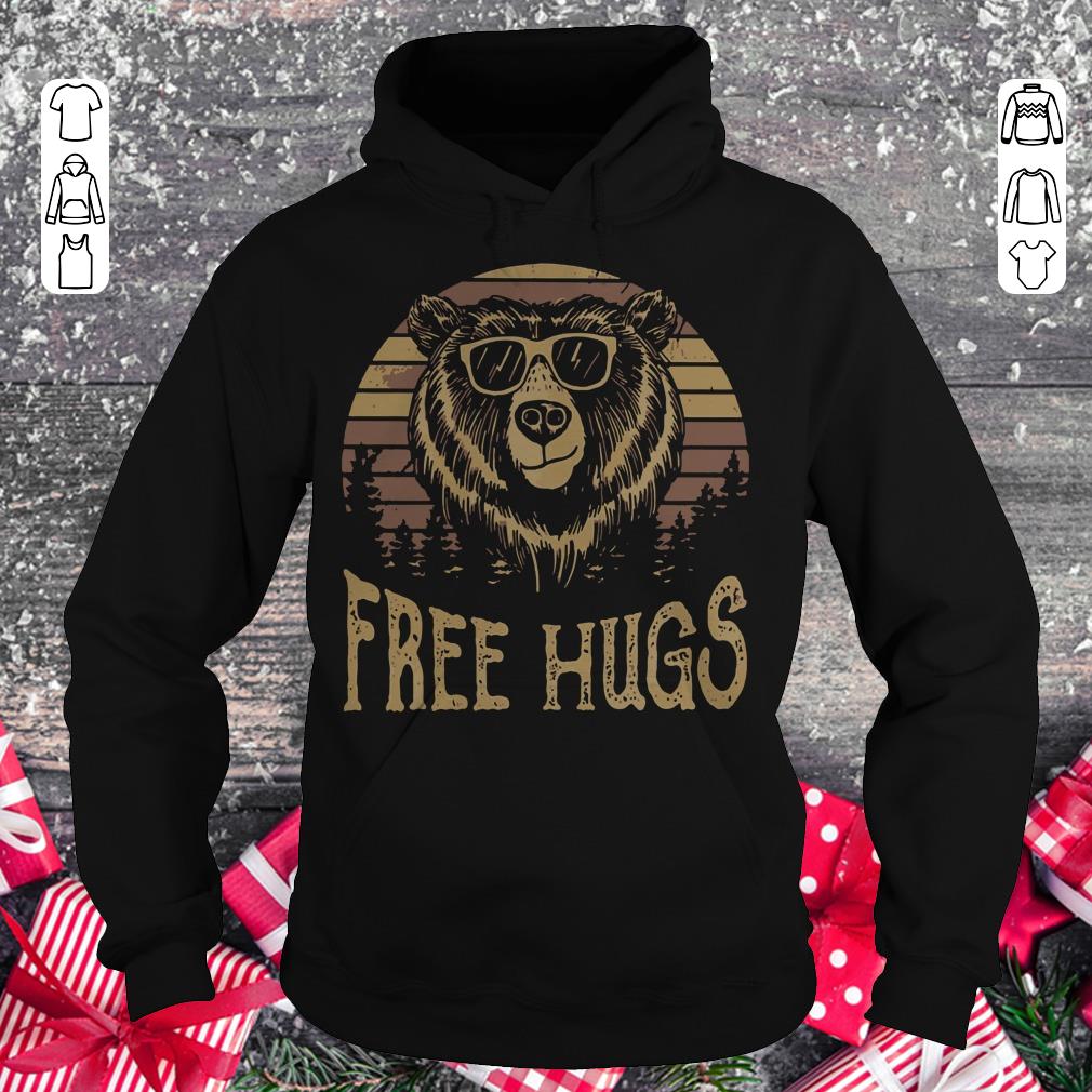 Top Retro Sunset bear free hugs shirt Hoodie