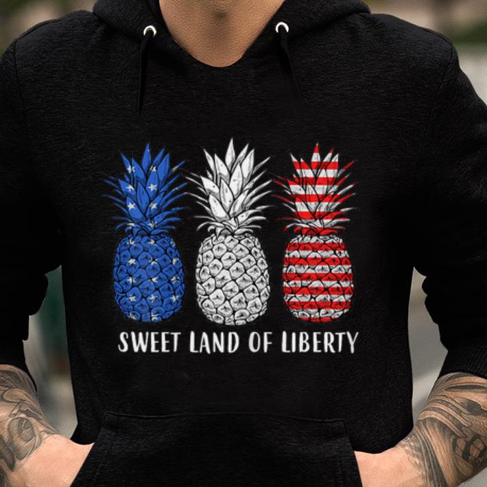 Original Womens Blue White Red Pineapple Us Flag 4th July Sweet Land shirt