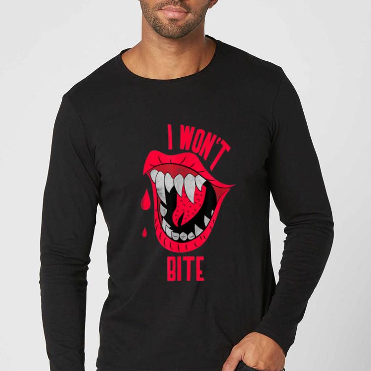 Top Halloween I Won't Bite Red Lips Scary Vampire Graphic shirt