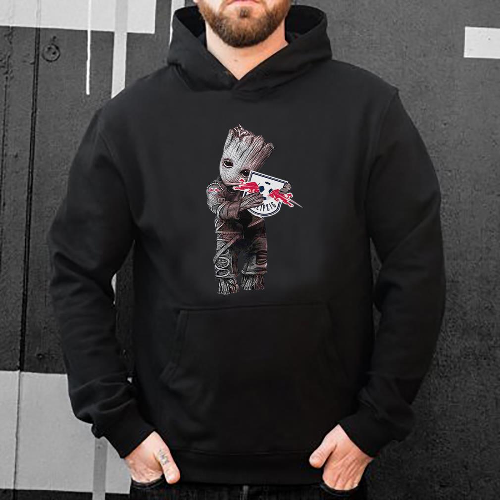 Nice Baby Groot hug RB Leipzig shirt