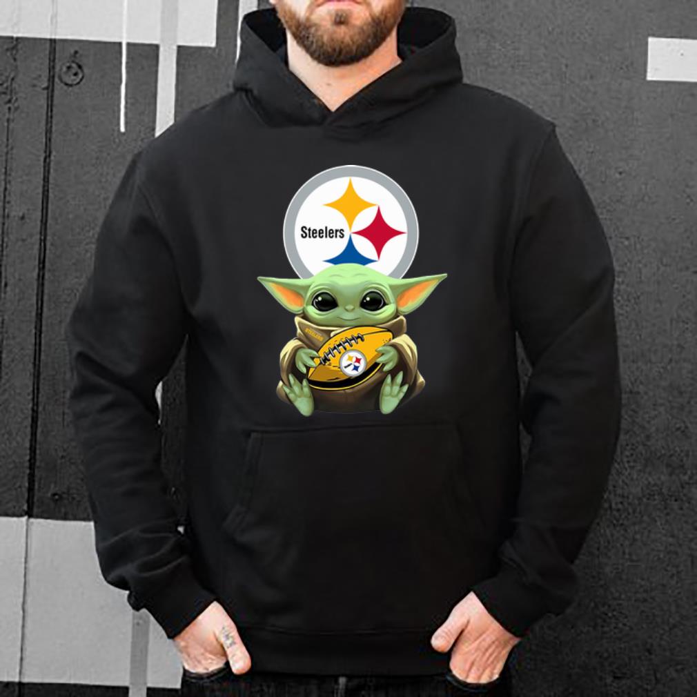 Top Star Wars Football Baby Yoda Hug Pittsburgh Steelers shirt