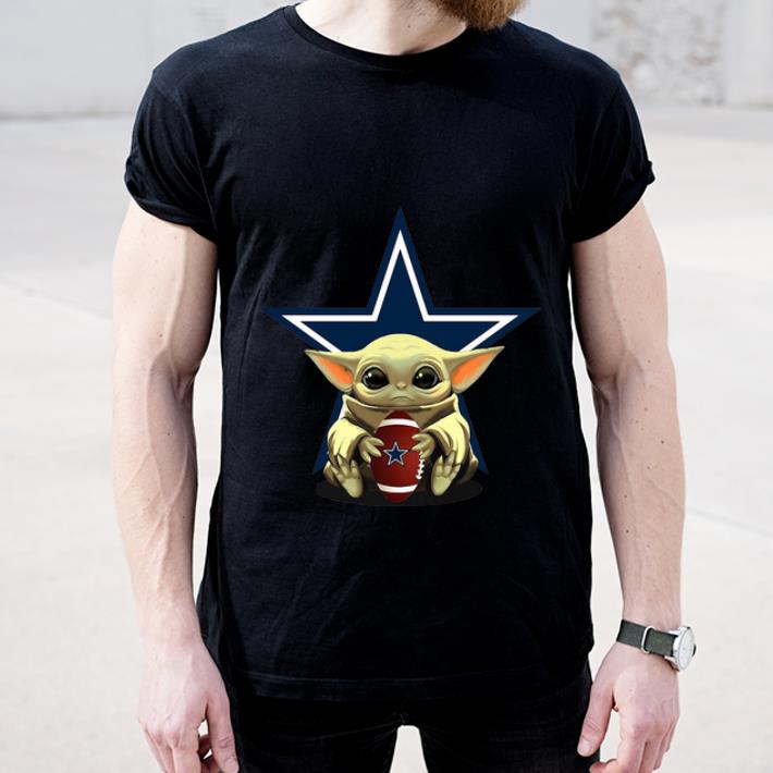 Premium Baby Yoda Hug Dallas Cowboys shirt