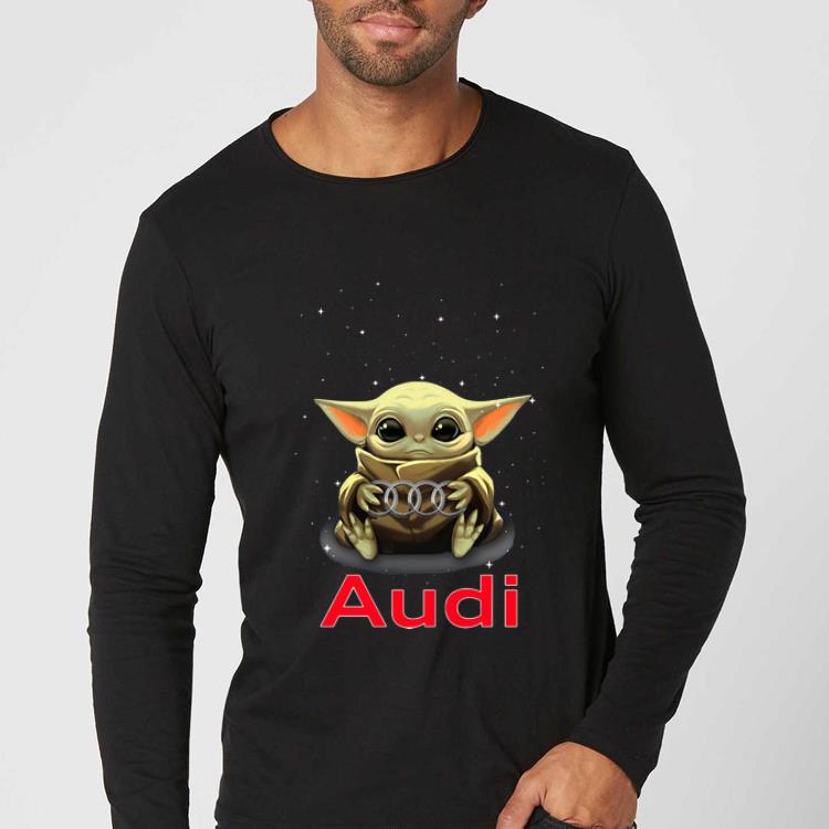 Premium Star Wars Baby Yoda Hug Audi shirt