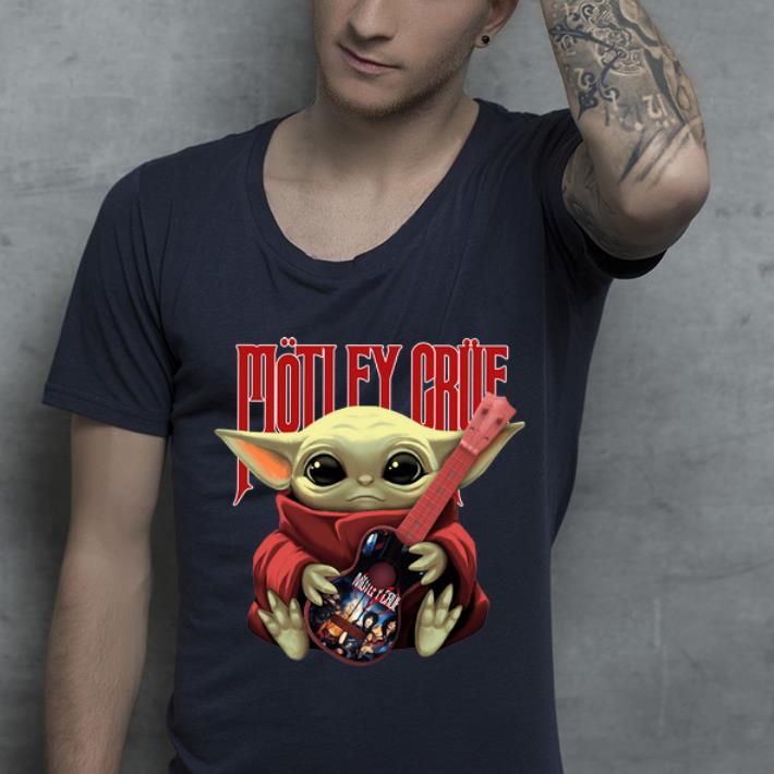 Premium Star Wars Baby Yoda Hug Motley Crue shirt