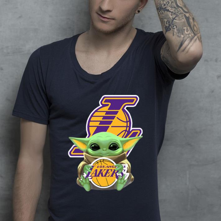 Awesome Baby Yoda Hug Los Angeles Lakers shirt