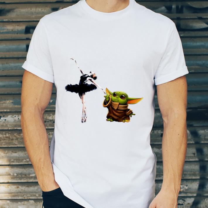 Nice Star Wars Baby Yoda Holding Hand Bale Dancer shirt