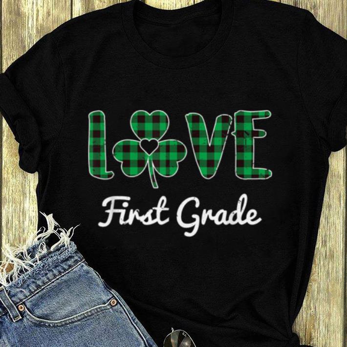 Great St Patricks Day First Grade Teacher Costume Shamrock shirt