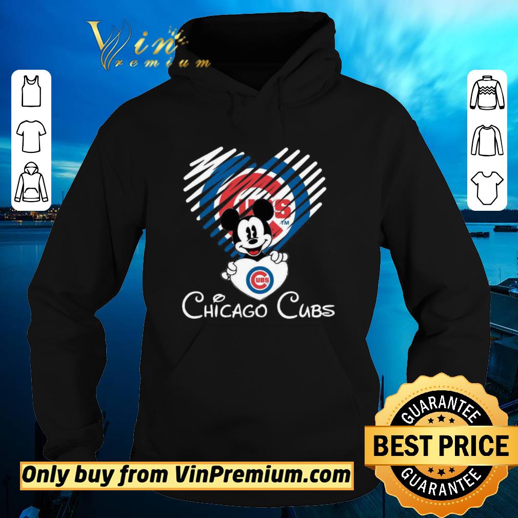 Pretty Mickey Mouse Hug Heart Chicago Cubs Logo shirt