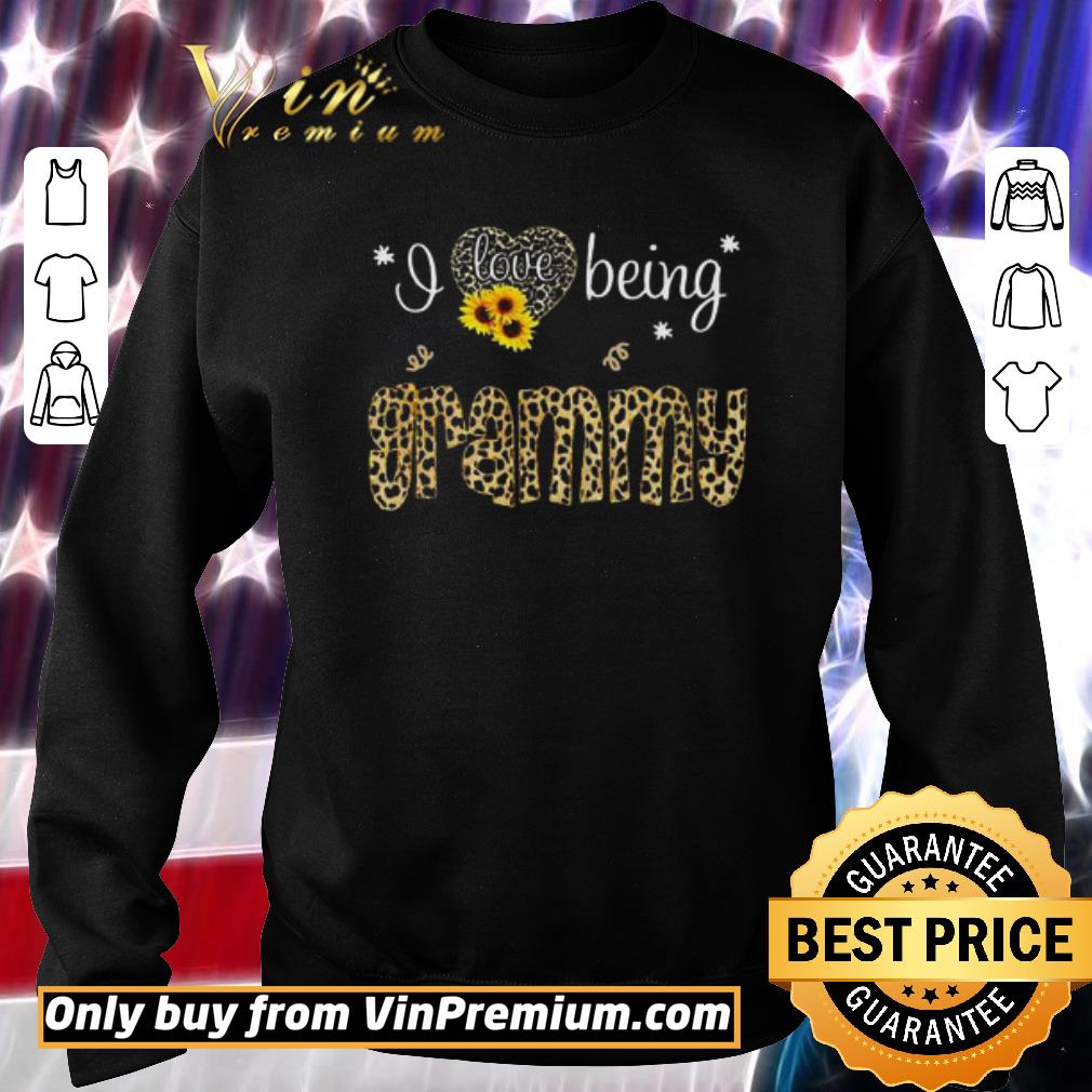 Pretty I love being Grammy leopard sunflower shirt