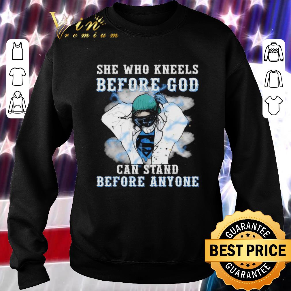 Official Nurse She who kneels before God can stand before anyone Covid-19 shirt