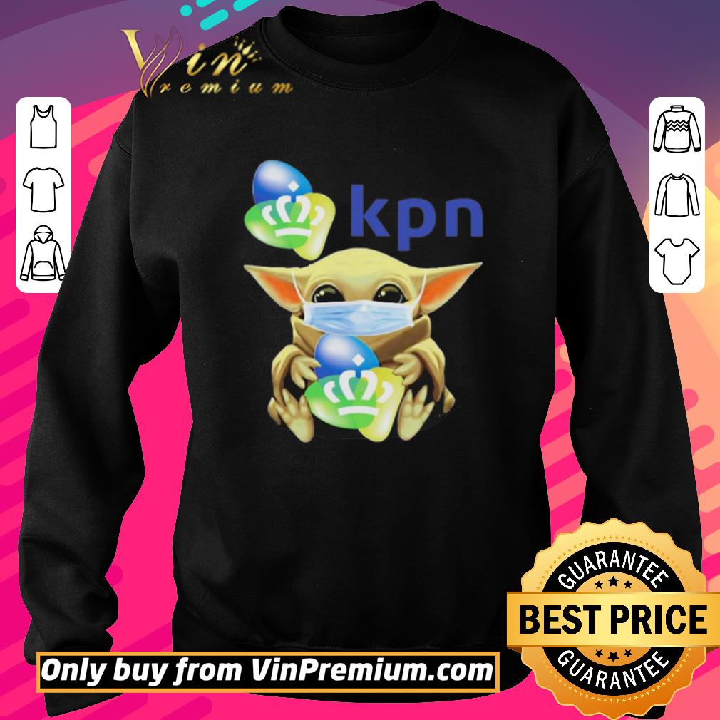 Hot Baby Yoda mask hug KPN shirt