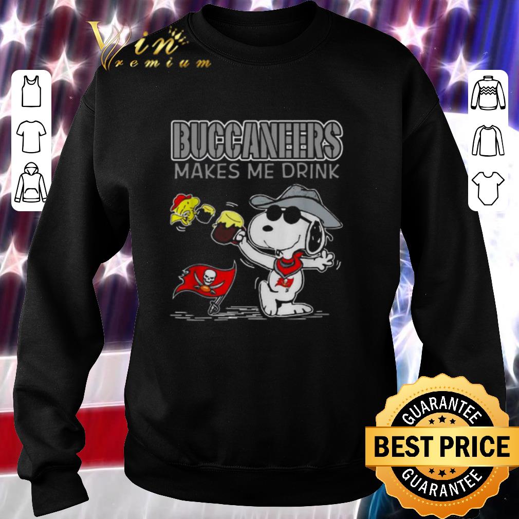 Premium Snoopy Tampa Bay Buccaneers makes me drink honey shirt