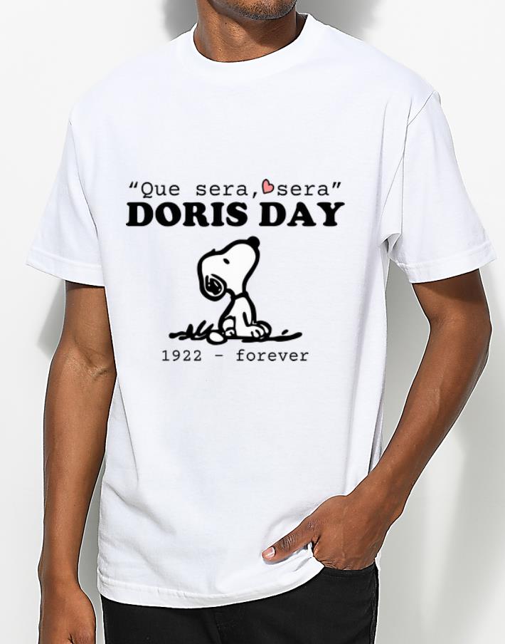 Hot Que Sera Sera Doris Day 1922 Forever Snoopy shirt 4 - Hot Que Sera Sera Doris Day 1922 Forever Snoopy shirt