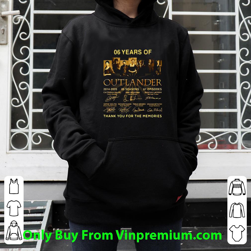 1907d61e great 06 years of outlander 2014 2020 05 seasons 67 episodes signatures shirt 4 - Great 06 Years Of Outlander 2014-2020 05 Seasons 67 Episodes Signatures shirt