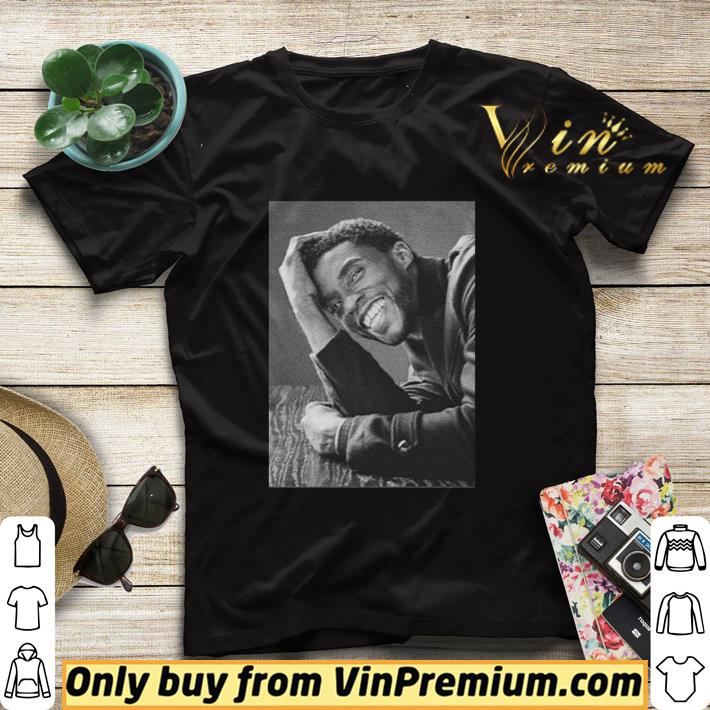 eb1957a5 awesome rip chadwick boseman black panther wakanda forever shirt sweater 4 - Awesome Rip Chadwick Boseman Black Panther Wakanda Forever shirt sweater
