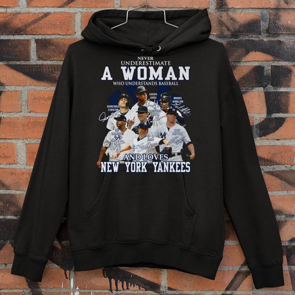 668e4693 never underestimate a woman who understands baseball and loves new york yankees signed shirt 4 - Premium Never Underestimate A Woman Who Understands Baseball And Loves New York Yankees Signed shirt