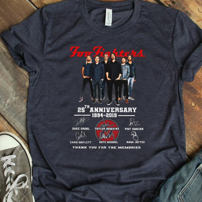 Top 25th Anniversary 1994 2019 Foo Fighters Signatures shirt 1 - Top 25th Anniversary 1994-2019 Foo Fighters Signatures shirt