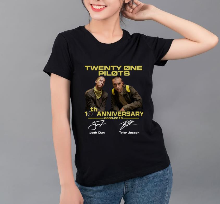 Official Twenty One Pilots 10 th Anniversary 2009 2019 Signatures shirt 4 - Official Twenty One Pilots 10 th Anniversary 2009 2019 Signatures shirt