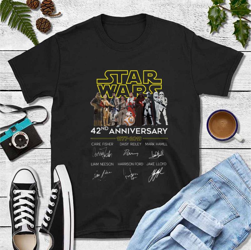 Official Star Wars 43rd Anniversary 1977 2020 characters signatures shirt 4 - Official Star Wars 43rd Anniversary 1977-2020 characters signatures shirt