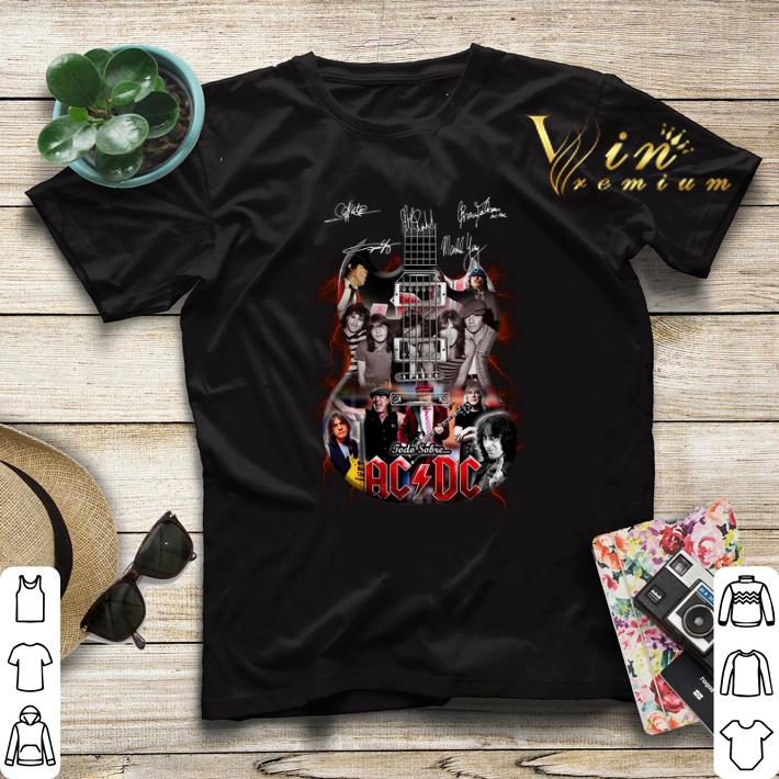 Signatures ACDC band guitarist todo sobre shirt sweater Signatures ACDC band guitarist todo sobre shirt sweater 4 - Signatures ACDC band guitarist todo sobre shirt sweater
